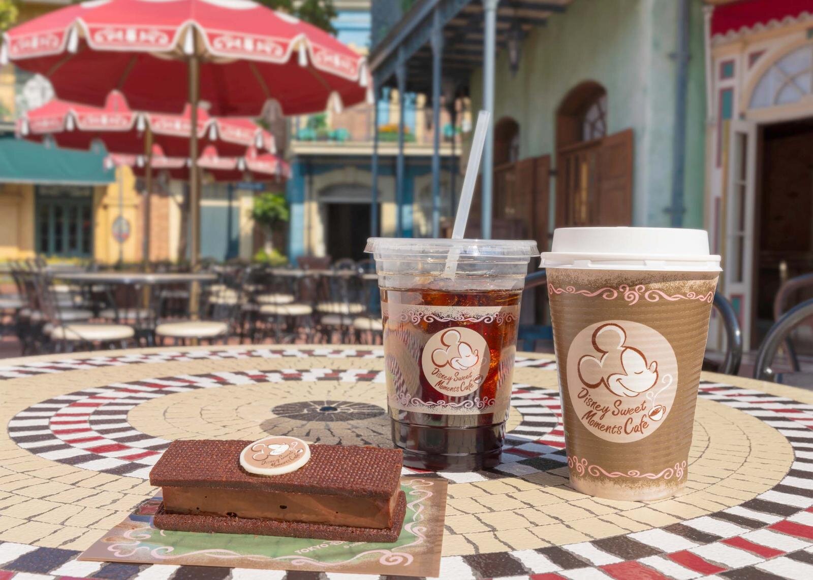コーヒー/アイスコーヒー＆キャラメルガナッシュサンド 1,300円 カフェラテ/アイスカフェラテ＆キャラメルガナッシュサンド 1,400円