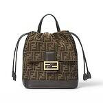 フェンディ“柔らかシェイプ”の2WAYバックパック、しなやかな軽量レザーやファー素材｜写真4