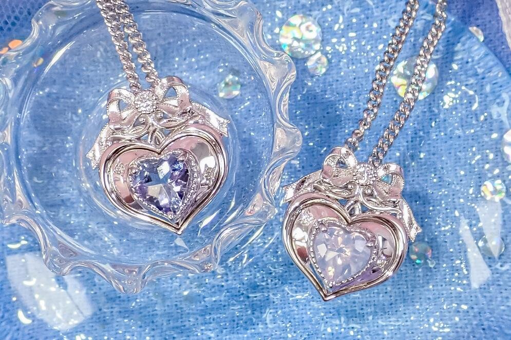 「大人のセボンスター」シルバー×ラベンダーストーン煌めく“本物の宝石”ペンダント、カラッツから