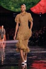 シャネル 2026年春夏ウィメンズコレクション - マチュー・ブレイジーが表現する”シャネルの宇宙”｜写真43