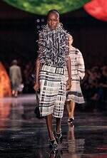 シャネル 2026年春夏ウィメンズコレクション - マチュー・ブレイジーが表現する”シャネルの宇宙”｜写真57