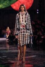 シャネル 2026年春夏ウィメンズコレクション - マチュー・ブレイジーが表現する”シャネルの宇宙”｜写真72