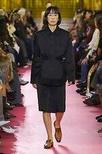 ミュウミュウ 2026年春夏コレクション - エプロンが映し出す働く女性像｜写真45