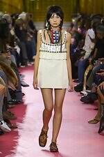 ミュウミュウ 2026年春夏コレクション - エプロンが映し出す働く女性像｜写真60