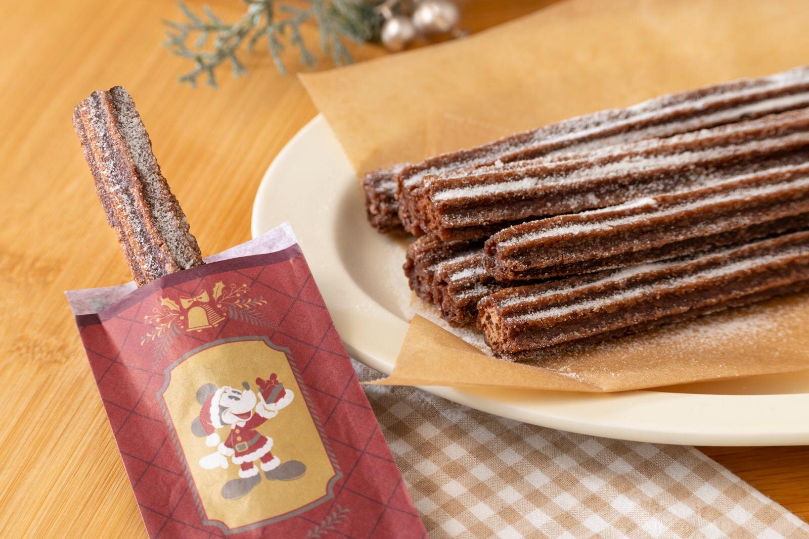 東京ディズニーリゾート25年クリスマス限定グッズ＆メニュー、妖精“リルリンリン”マフラーやカチューシャ｜写真17