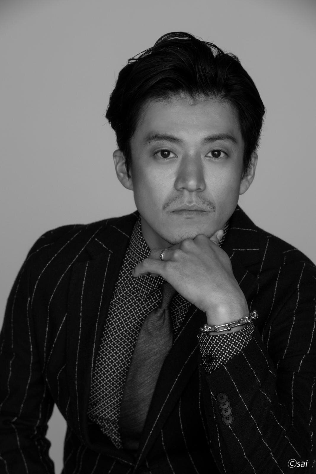 舞台『いのこりぐみ』小栗旬主演×三谷幸喜、“モンスターペアレント”と教師の対峙描く4人芝居｜写真3