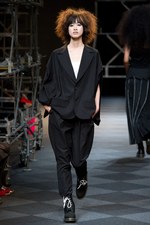 リミ フゥ(LIMI feu)、ブランド10周年のTraceコレクションを披露 -2011春夏コレクション｜写真11