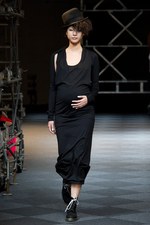 リミ フゥ(LIMI feu)、ブランド10周年のTraceコレクションを披露 -2011春夏コレクション｜写真19