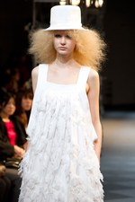 リミ フゥ(LIMI feu)、ブランド10周年のTraceコレクションを披露 -2011春夏コレクション｜写真58