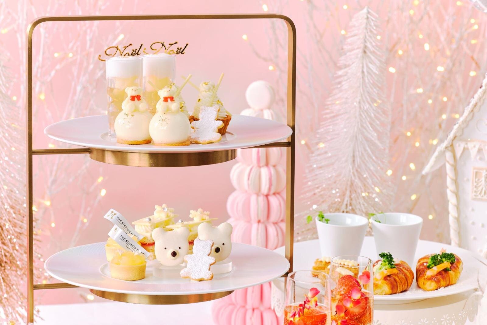 「ホワイトベアのクリスマスアフタヌーンティー」白くまマカロンやツリー型モンブランなど真っ白スイーツ｜写真3