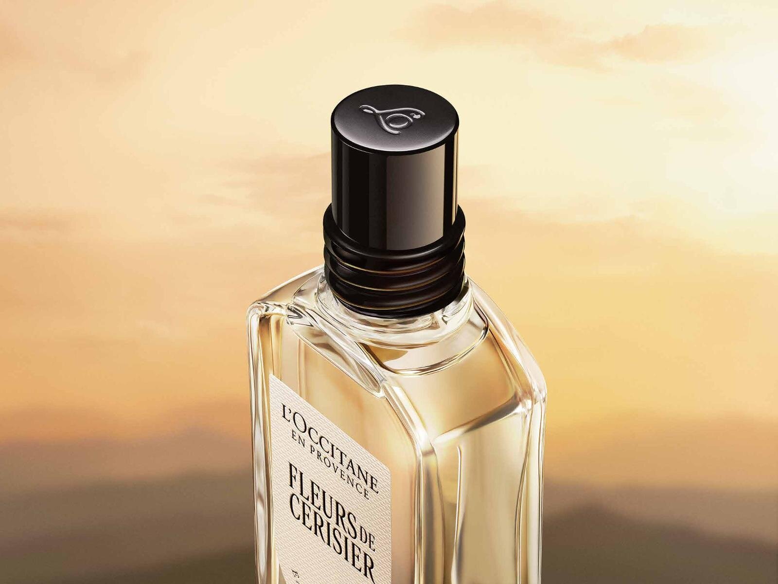 フルールドスリジエサクラ オードトワレ 50mL 8,470円