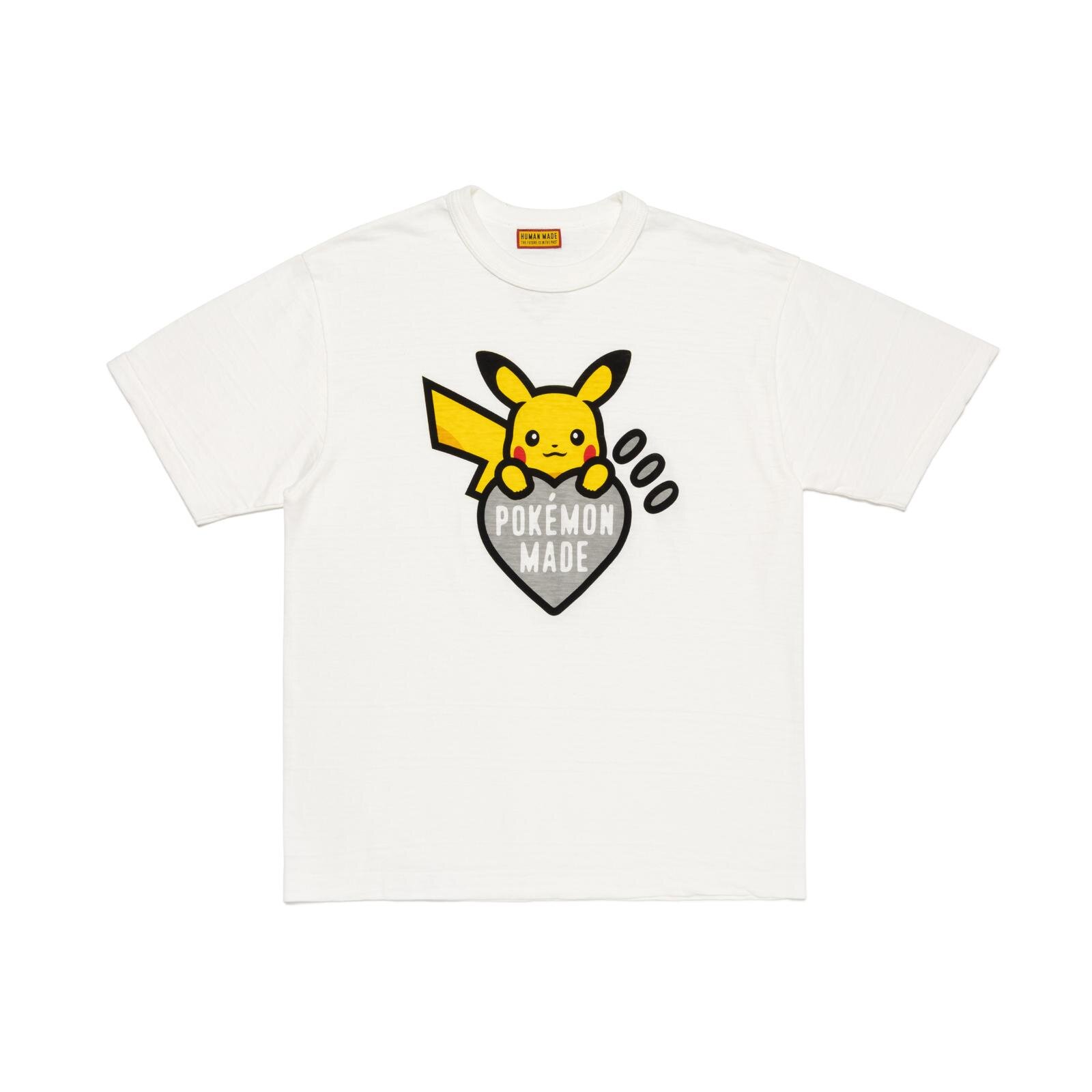 ヒューマンメイド×ポケモン“ハートロゴ”を抱えるピカチュウTシャツやジャケット、クッションも｜写真28