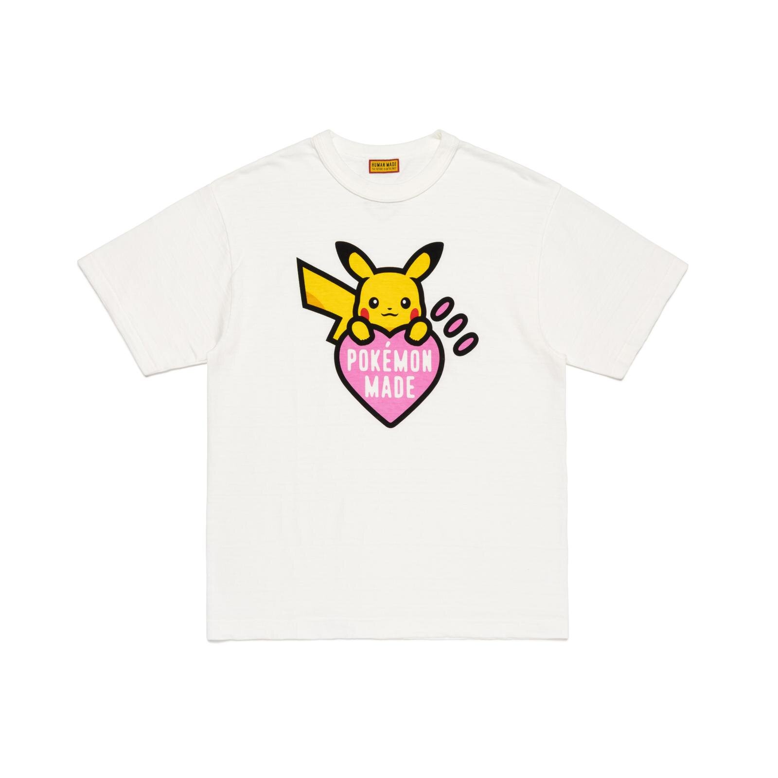 ヒューマンメイド×ポケモン“ハートロゴ”を抱えるピカチュウTシャツやジャケット、クッションも｜写真24