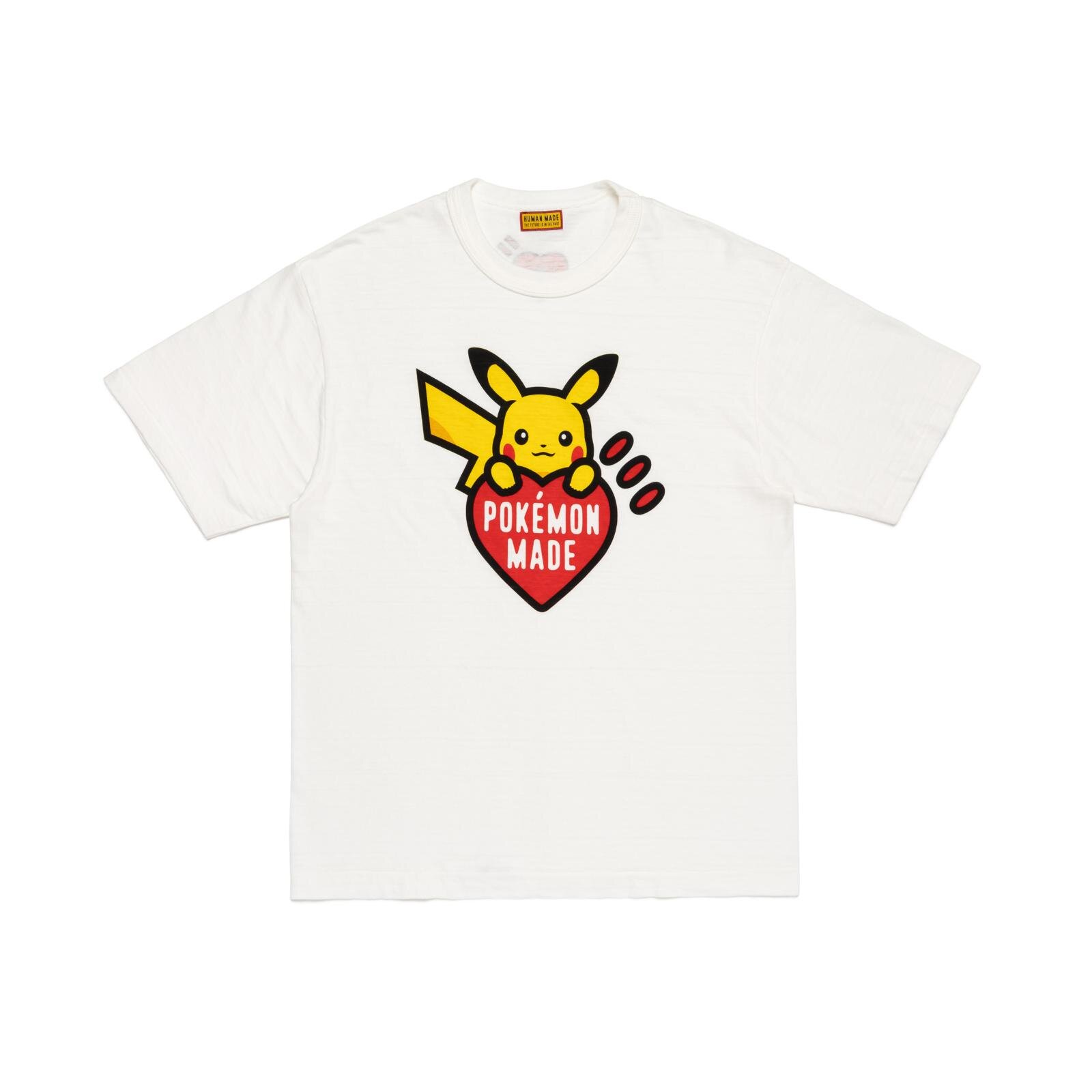 ヒューマンメイド×ポケモン“ハートロゴ”を抱えるピカチュウTシャツやジャケット、クッションも｜写真40