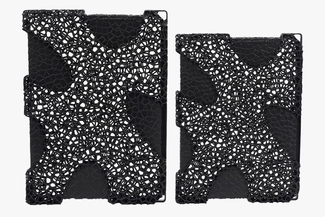 コート・エ・シエル×アライブフォーム“3Dプリント”のバッグ、彫刻的ストラップのクロスボディ