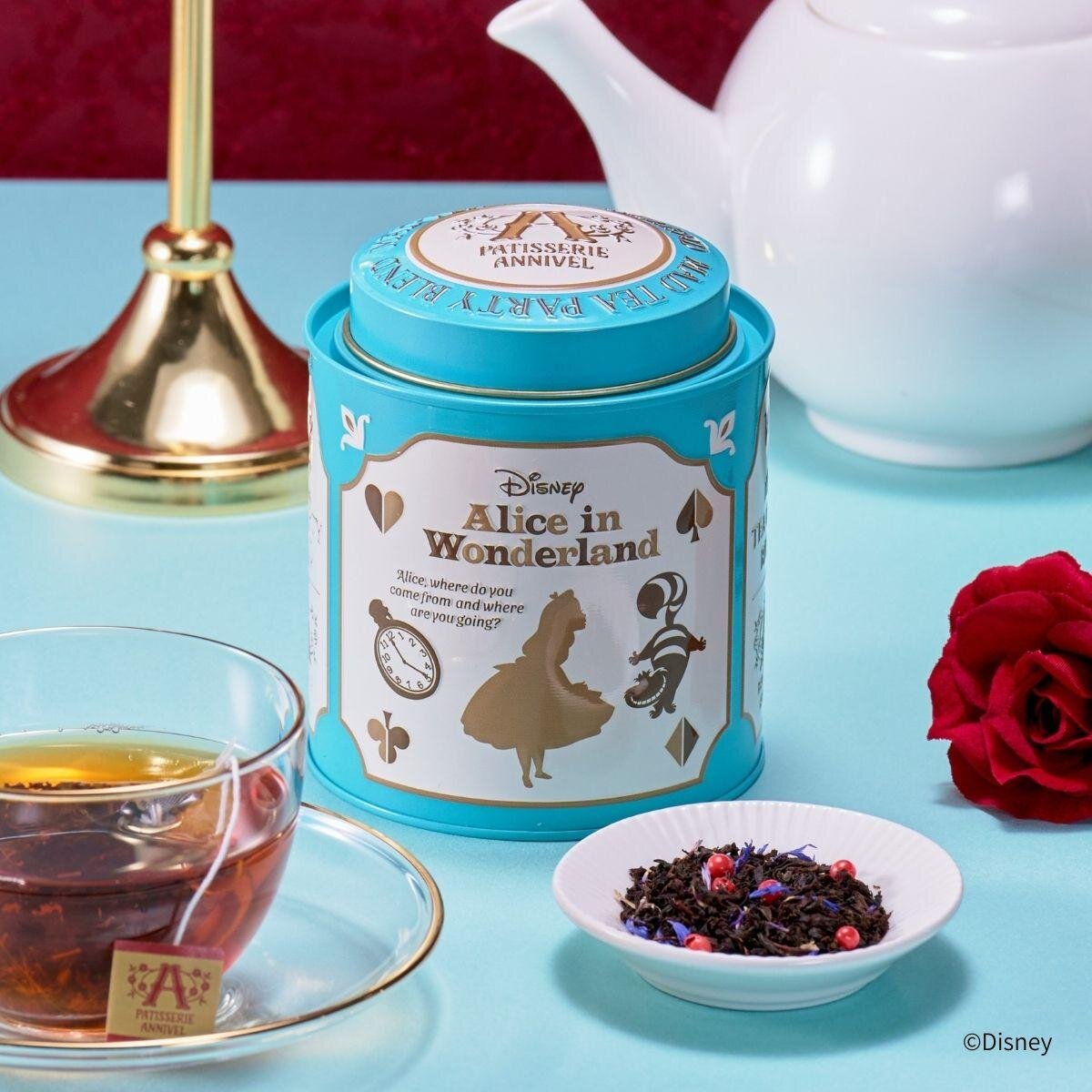 『ふしぎの国のアリス』 MAD TEA PARTY BLEND キャラメル＆ベルガモット＆マスカット風味のフレーバードティー 10個入 2,376円