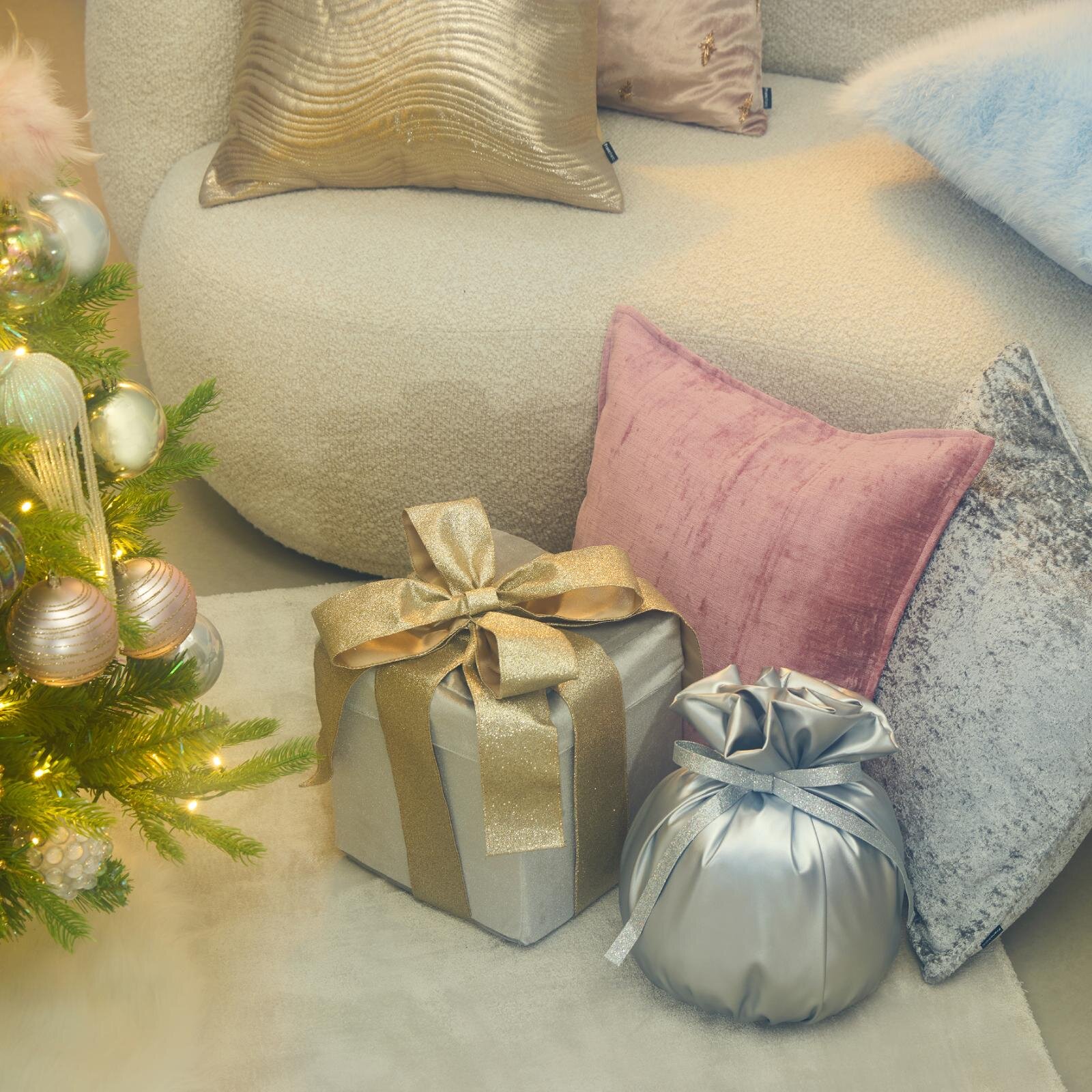 フランフランのクリスマス - 白フクロウやきらめく貝殻などオーナメント約120種類、スノードームも｜写真5