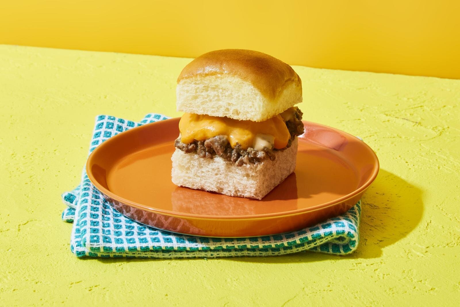 ハワイ発スウィートロールで人気の「キングスハワイアン」表参道で“南国気分”味わう限定イベント