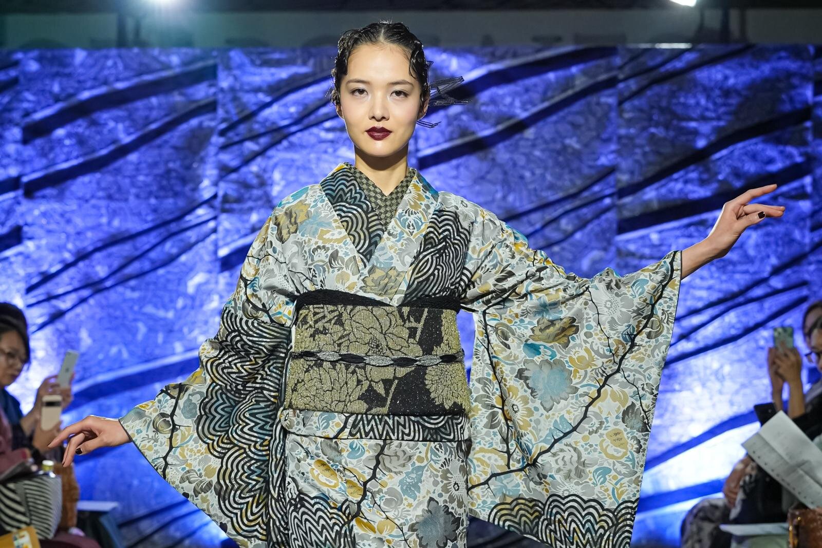 ジョウタロウ サイトウ 2026年春夏コレクション ‐ 令和に咲く新しい“花鳥風月”