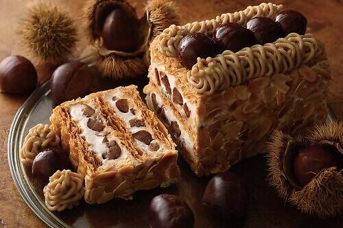 キハチ 青山本店‟マロンが主役”の秋限定パイ、ごろごろ栗の渋皮煮×コク深マロンクリーム