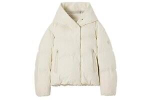 「レディースダウンジャケット2025」高級ダウン＆人気ブランドの“軽くて暖かい”アウター