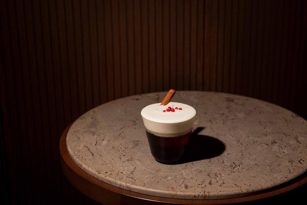 仏ファッションメディア「ロフィシェル」からバー誕生、カクテル＆フォアグラムース最中を表参道で｜写真5