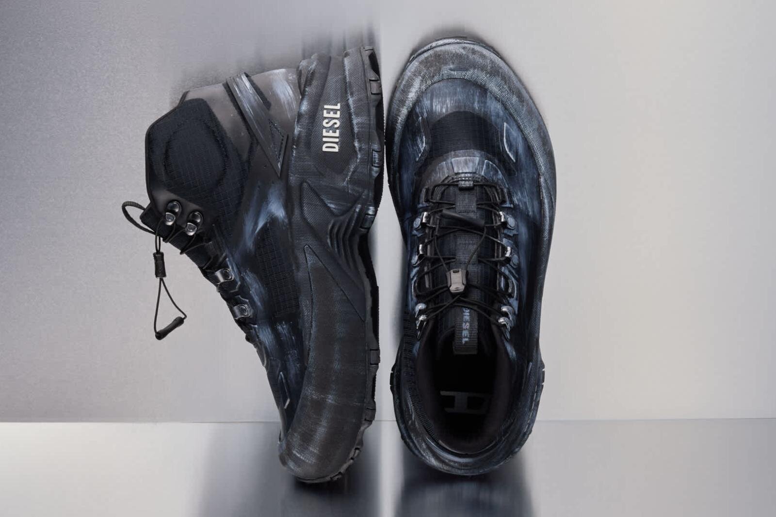 ディーゼル“ダメージ加工”のミッドカットスニーカー、ユーズド風アッパーにチャンキーソール