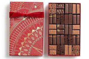 ラ・メゾン・デュ・ショコラ25年クリスマス、"パリの街並み"着想アドベントカレンダー