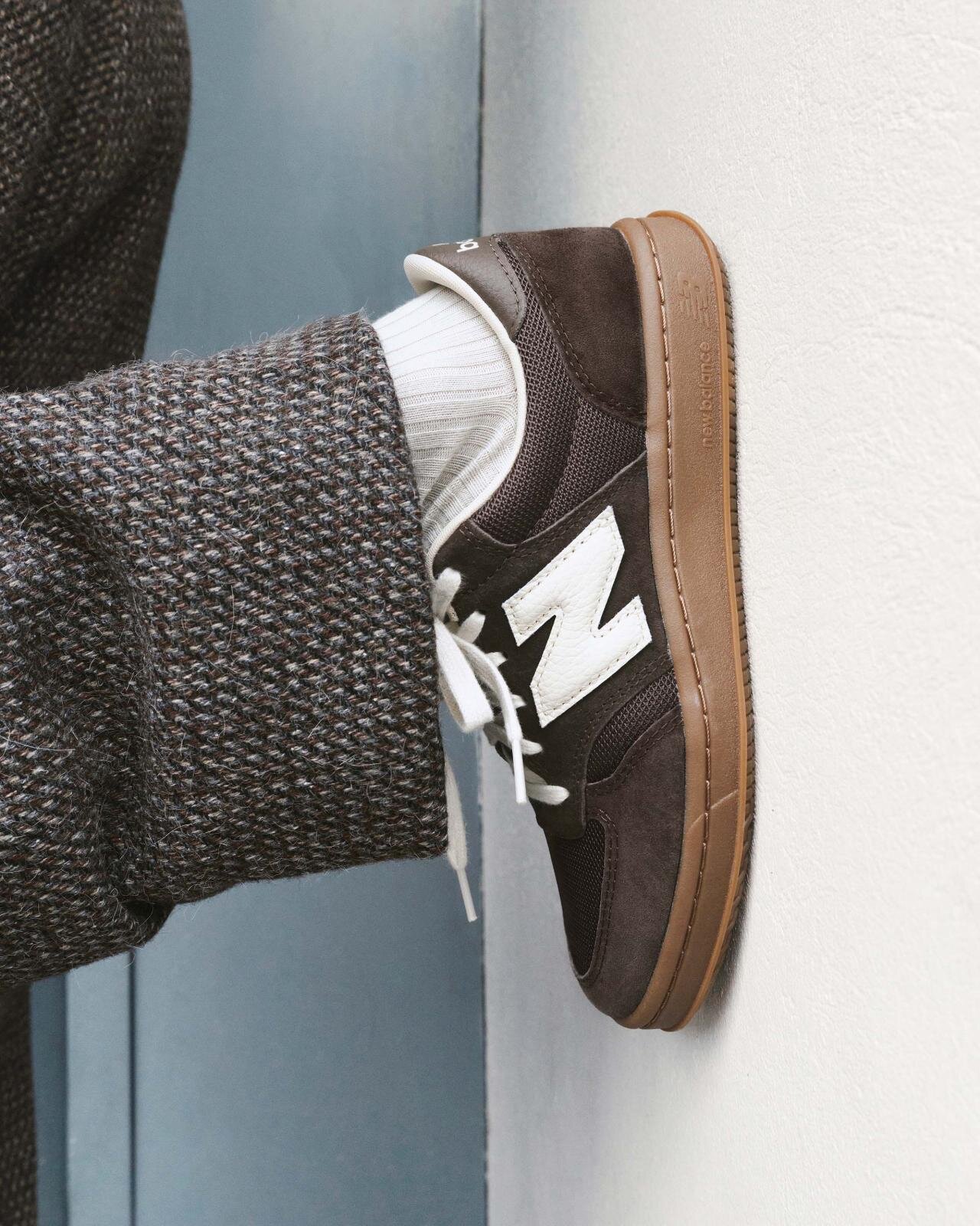 オーラリー(AURALEE), ニューバランス(New Balance) T500｜写真4