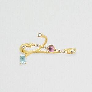 ヴァーミリオン25年クリスマスジュエリー、“宇宙船の出会い”着想のダブルフィンガーリング｜写真3