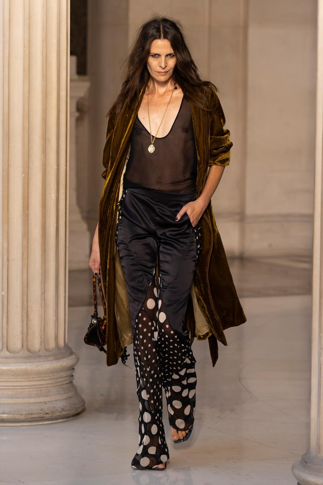 ニナ リッチ(NINA RICCI) 2026年春夏ウィメンズコレクション  - 写真21