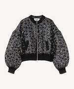 ミュベール“花柄オーガンジー”の上品ブルゾン＆ラップスカート、レモンモチーフのフープイヤリングも｜写真6