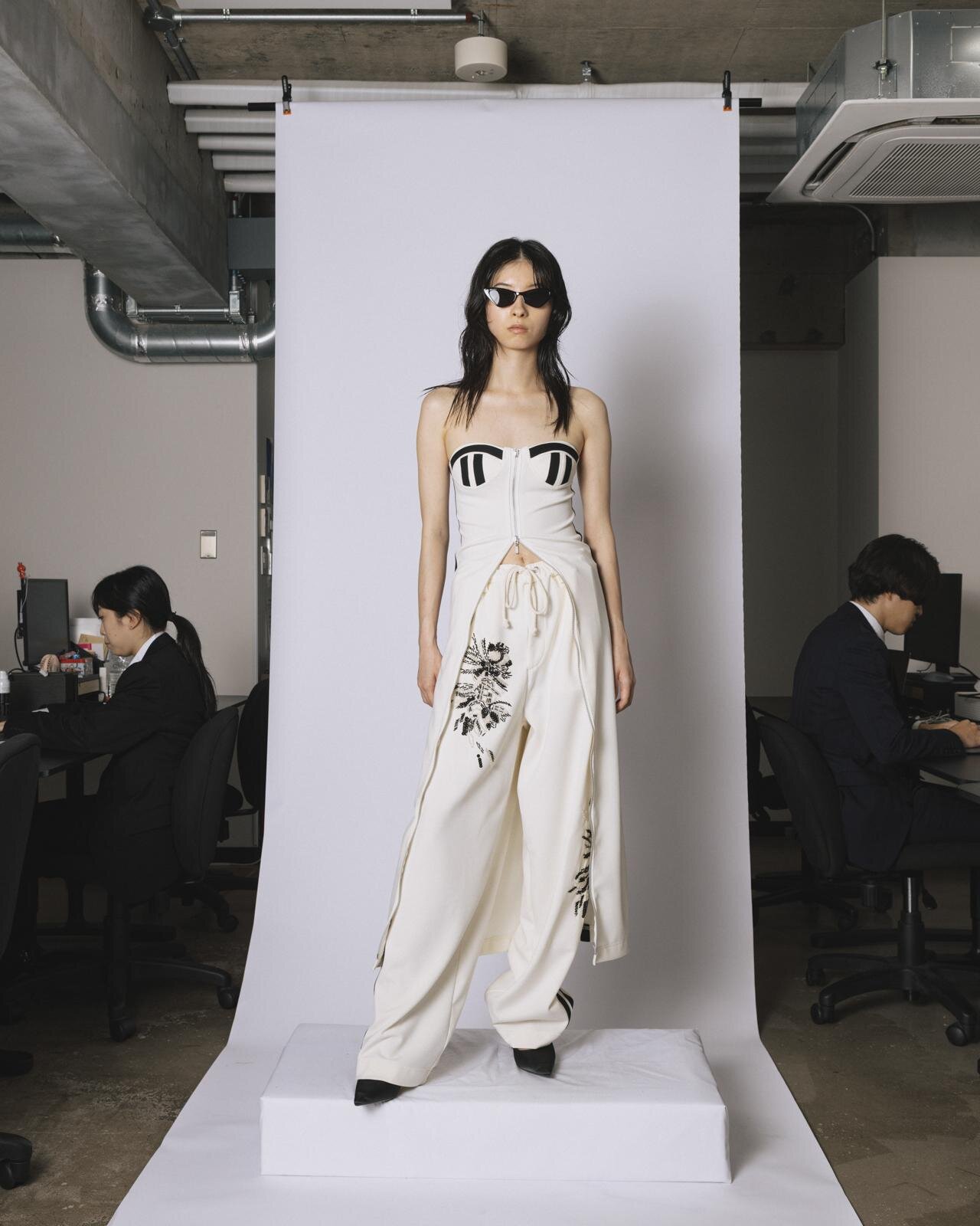 ディゼムバイシーク(disemBySiiK) 2026年春夏ウィメンズ&メンズコレクション  - 写真32