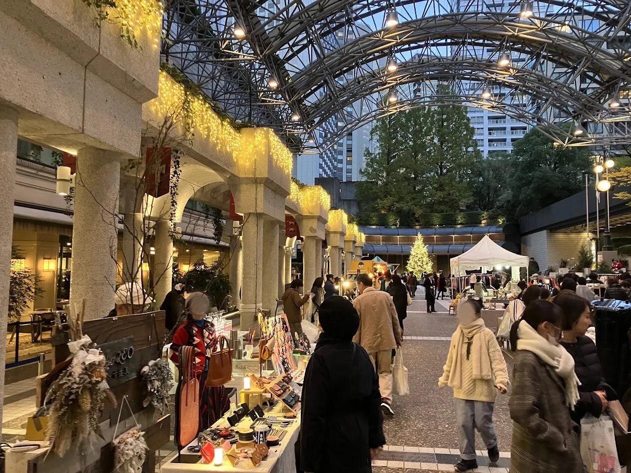 赤坂蚤の市