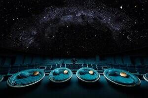 有楽町・プラネタリアTOKYO「星空ジャズラウンジ」、ドリンク片手に“生演奏×360°映像”