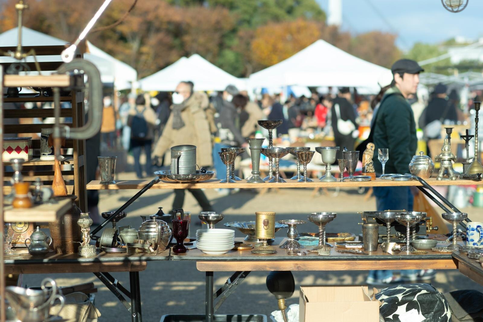 「関西蚤の市」大阪・万博記念公園にアンティーク品＆北欧雑貨が集結、初開催「こむぎフェス」も｜写真2