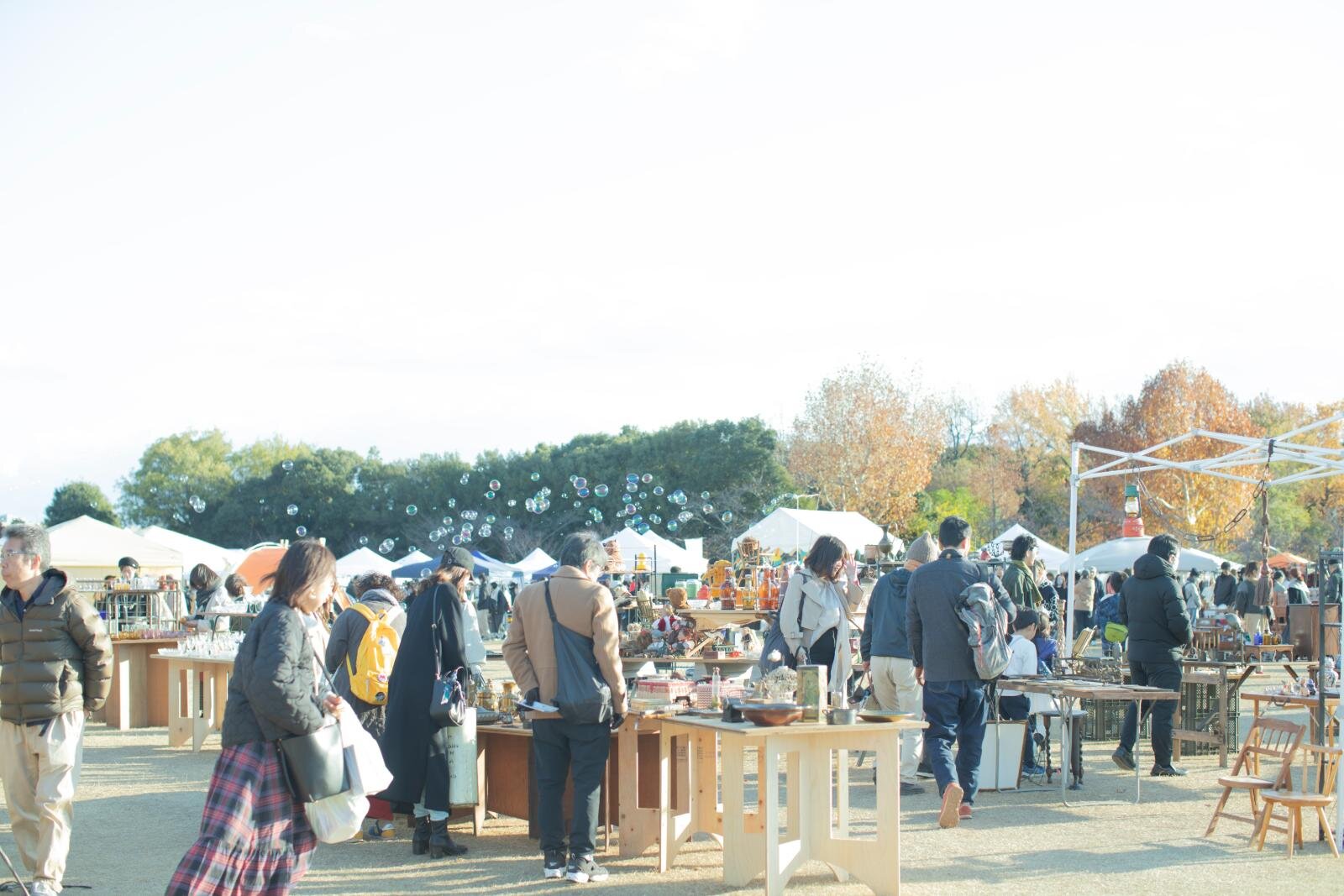 「関西蚤の市」大阪・万博記念公園にアンティーク品＆北欧雑貨が集結、初開催「こむぎフェス」も｜写真24