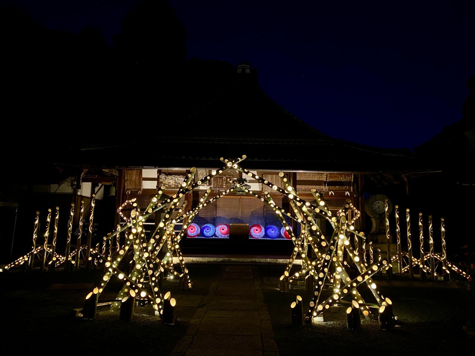 京都・柳谷観音楊谷寺の紅葉イベント、夜間ライトアップや限定“シマエナガ”御朱印帳も|写真3