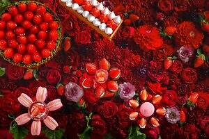 ホテルニューオータニ大阪“恋するいちご”スイーツビュッフェ、クリスマスや桜など月替わりメニューも