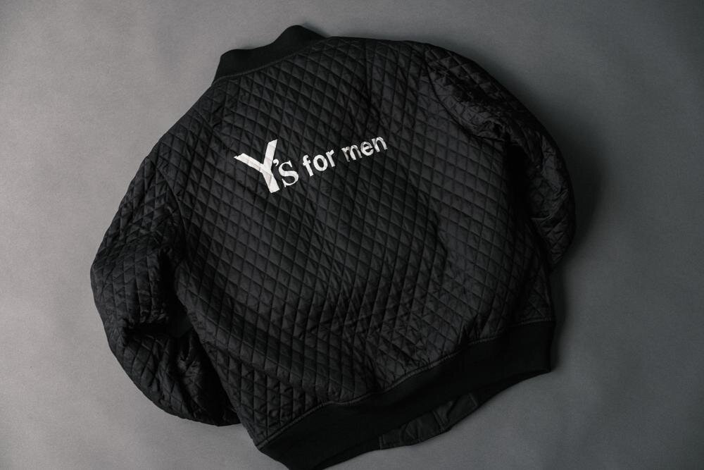 ワイズフォーメンの秋冬アウター、中綿キルティングのリバーシブルブルゾンやメルトンジャケット