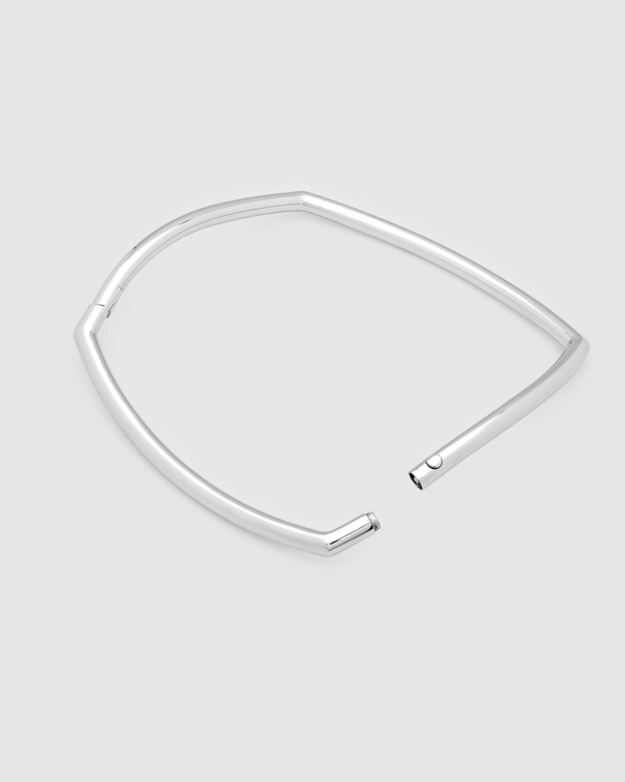 トムウッド“クッションシェイプ”のジュエリー、人工ダイヤ付きリングやイヤーカフ｜写真16