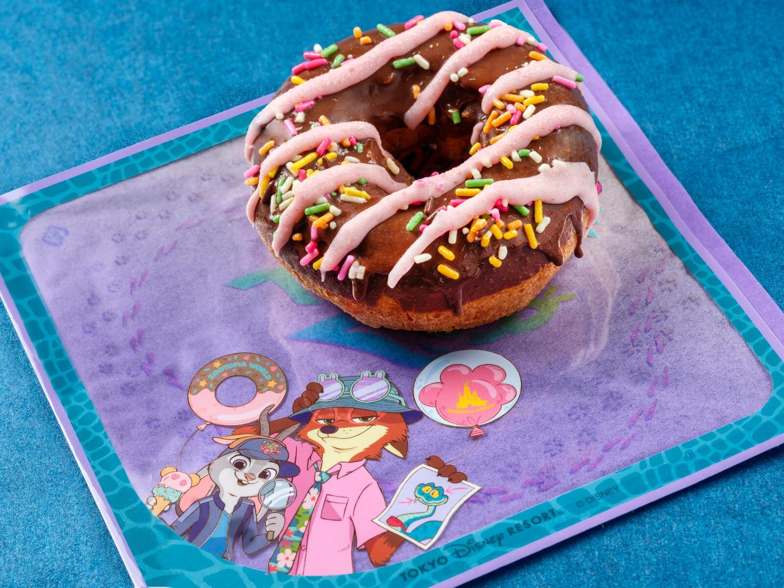チョコドーナツ 450円