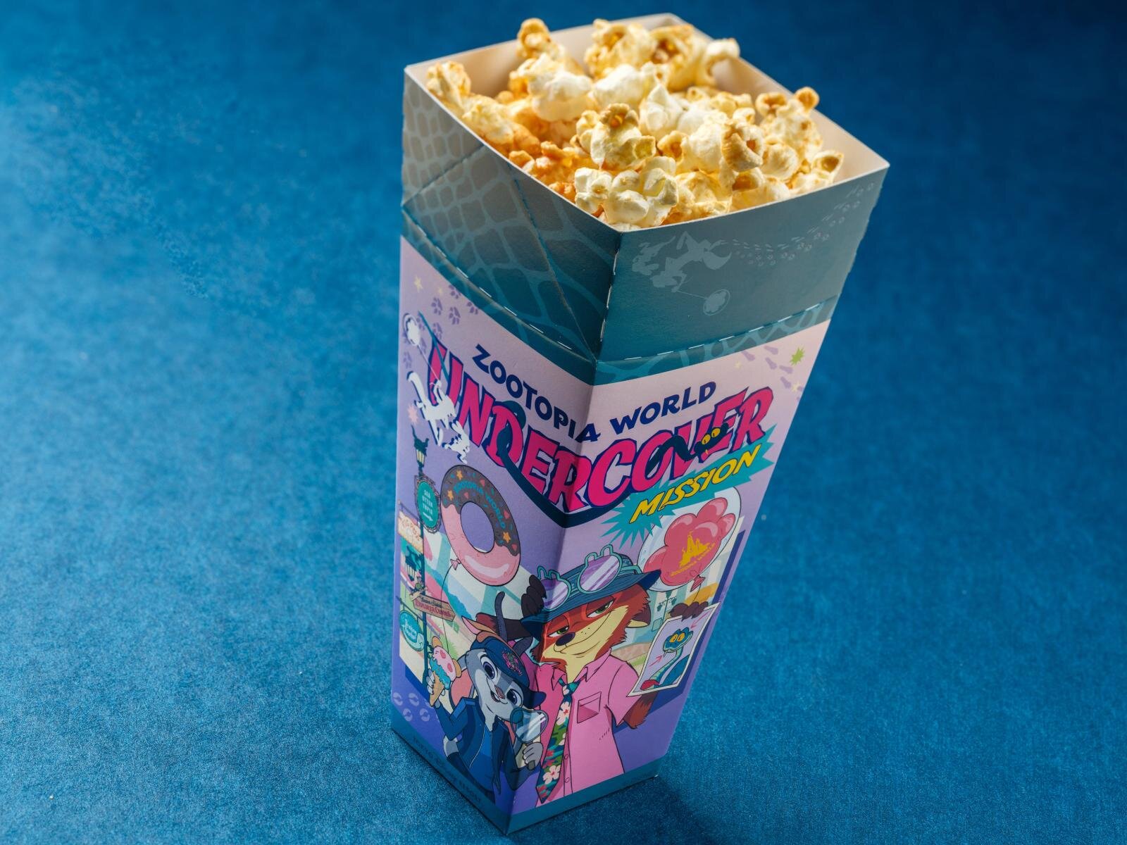ポップコーン、レギュラーボックス 400円