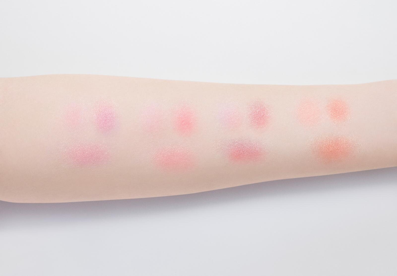 左から) ヴィセ レイヤード フルリ チーク PK-1、PK-2、RO-3、OR-4 各1,760円(編集部調べ)＜新製品＞