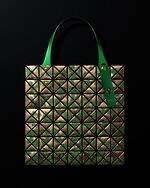 バオ バオ イッセイ ミヤケ“レオパード”柄バッグ、色と角度でヒョウの毛並みを表現｜写真15