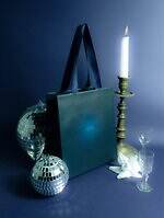 イー・エムの25年クリスマスジュエリー、“十字星”煌めくリング＆馬蹄のお守りジュエリー｜写真10