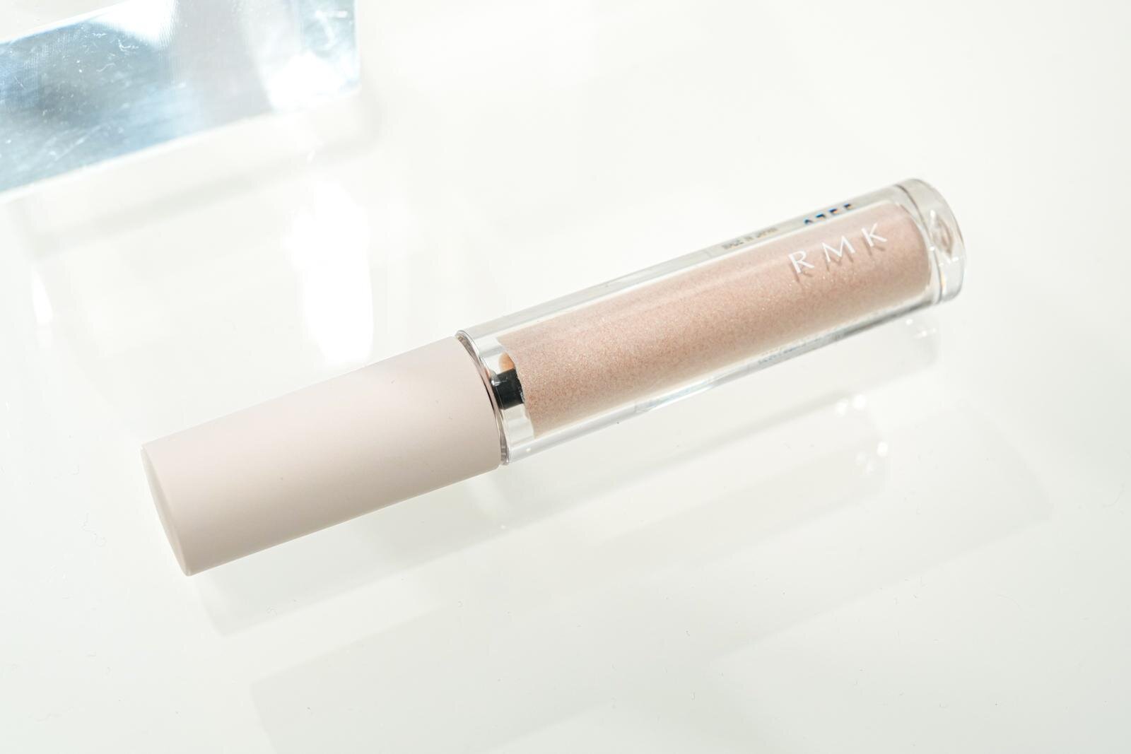 RMK グロウ イルミネーター 全1色 1.8g 3,080円