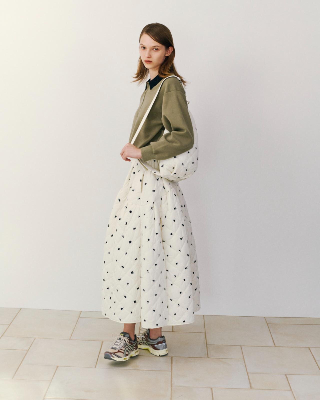 エミ(emmi), アシックス(ASICS) ゲルキュムラス 16｜写真11