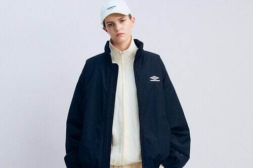 シュタイン×アンブロ“W杯イングランド大会”着想の中綿ジャケットやトラックスーツ、ワイドデニムも