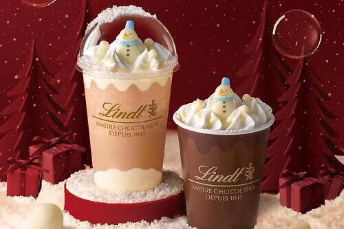 リンツ“スノーマンチョコレート”が乗る「スノーマン ショコラドリンク」アールグレイ香る上品な味わい